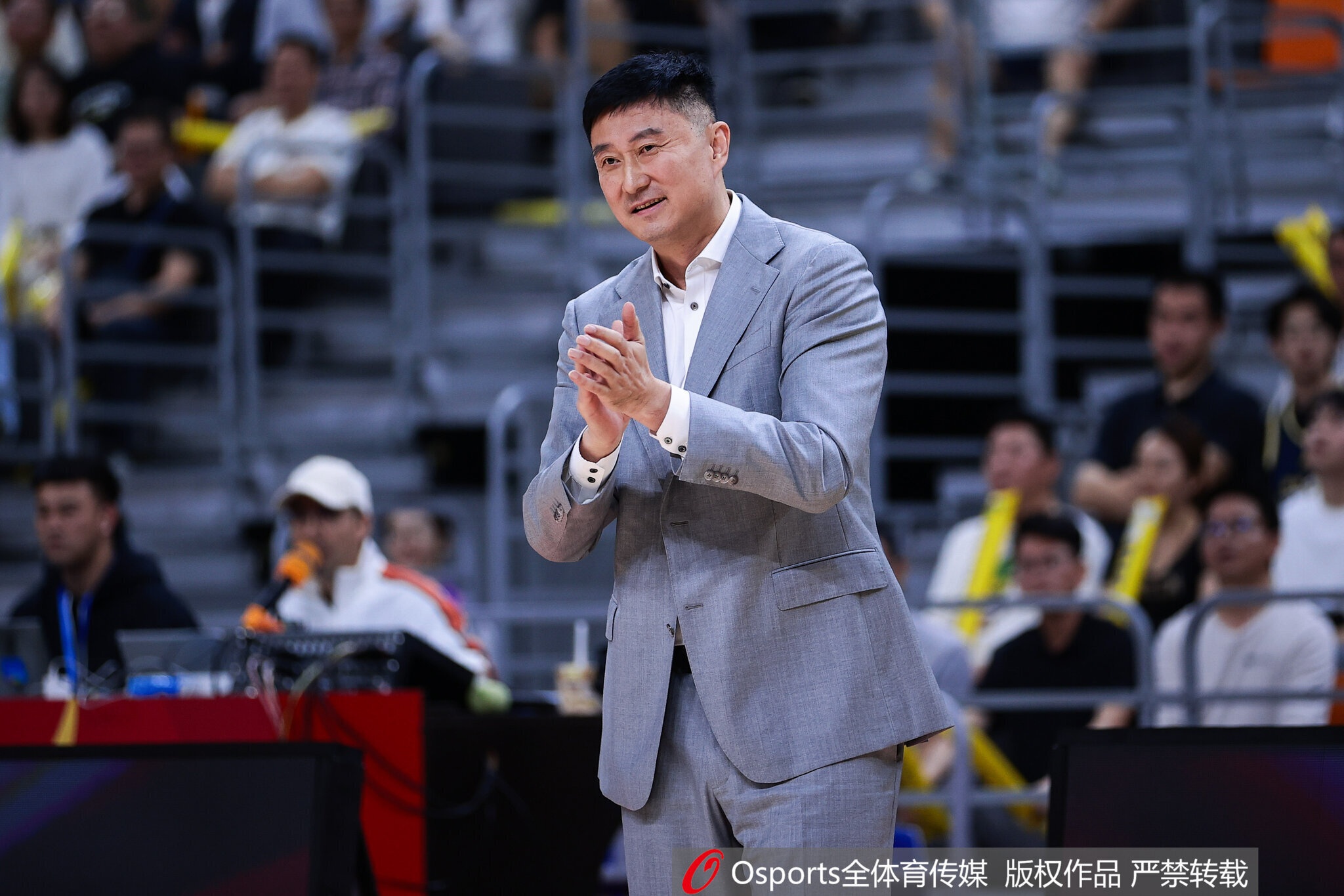 世界杯赛事直播官网app下载-杜锋:北京招兵买马引进了很多优秀的球员 拿下比赛非常不容易